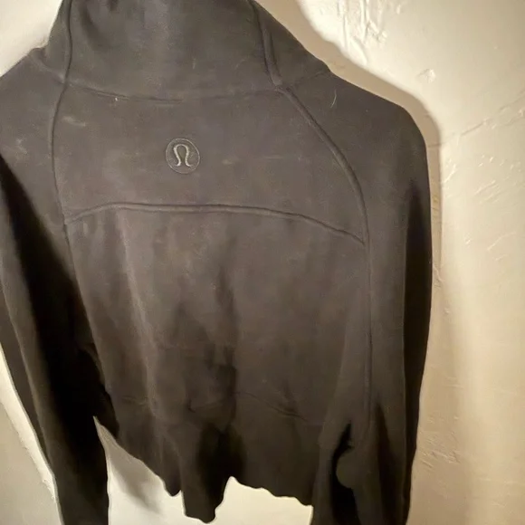 Peloton Black Zip-Up Hoodie with Kangaroo Pocket - Picture 2 of 2